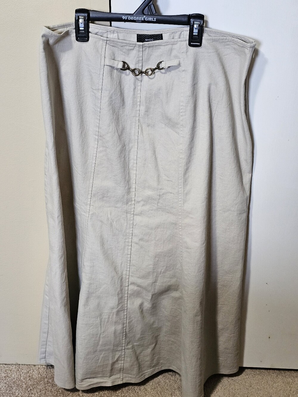 Women's Vintage NYCC Beige Y2K Long Maxi Skirt - Size 14W - Front Chain Accent